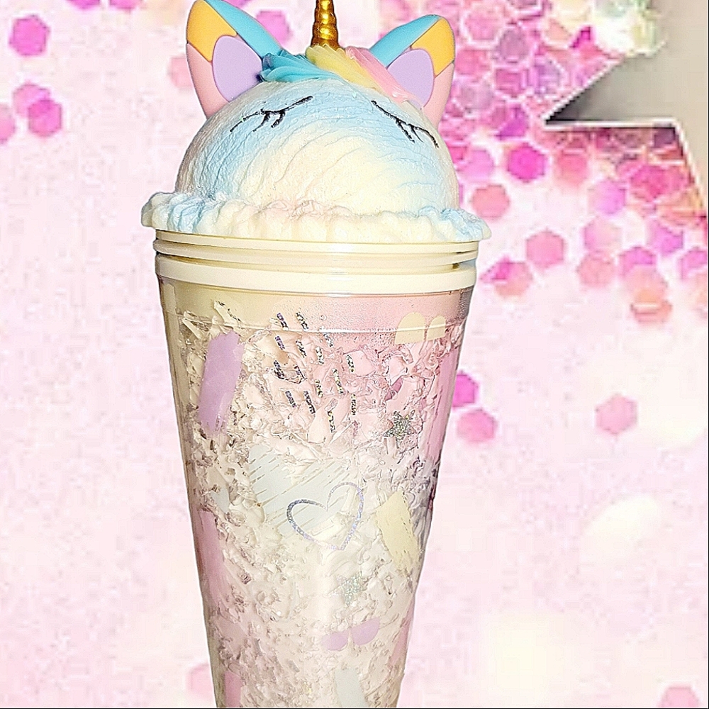 Pastel Cream Ice Cream Sundea tumbler with Straw